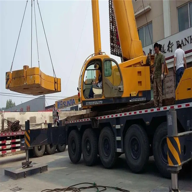 浦北当地吊车出租|机器吊装|75吨|工厂搬迁服务